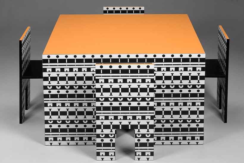 Jacksons - Furniture