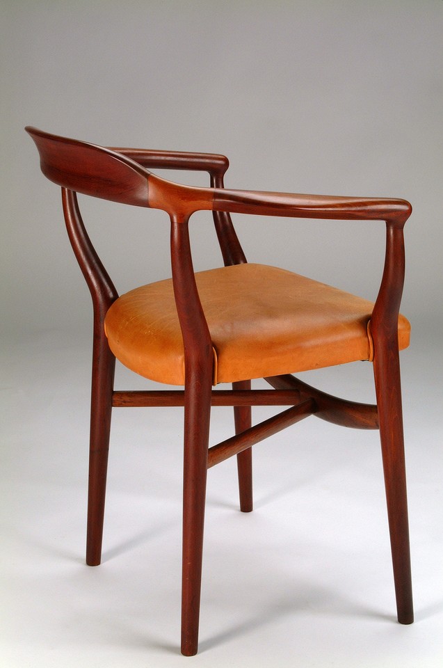 Finn Juhl – NV-44 Chair - Jackson Design
