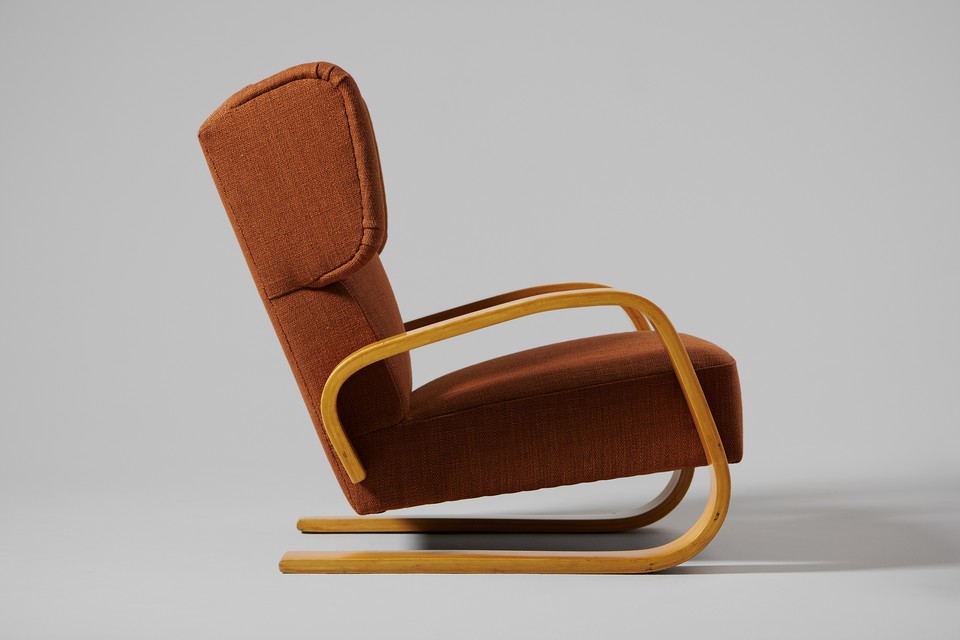 Alvar Aalto – Highback 'Tank' chair - Jackson Design