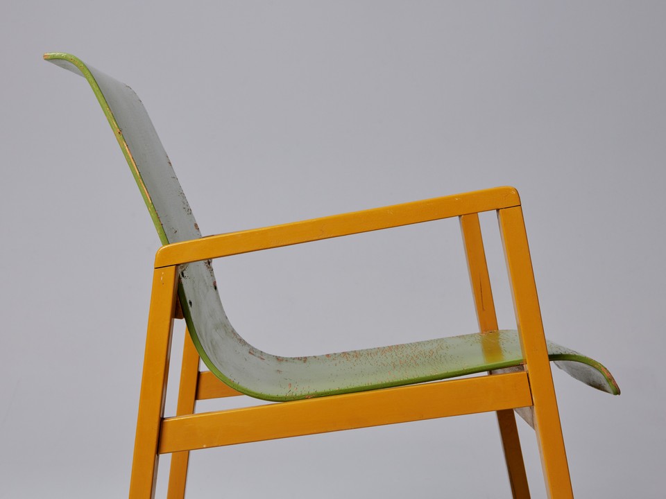 Alvar Aalto – Pair of 'Hallway Chairs' - Jackson Design