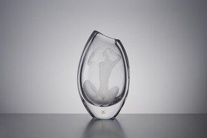 'Fåfanga (Vanity)' Vase