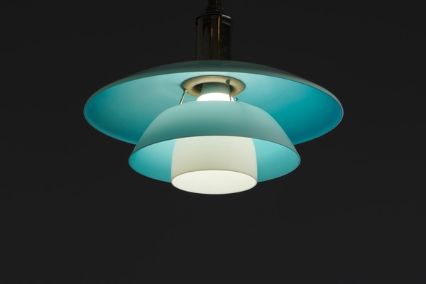 Rare Ceiling Light with Daylight PH 4 shades.