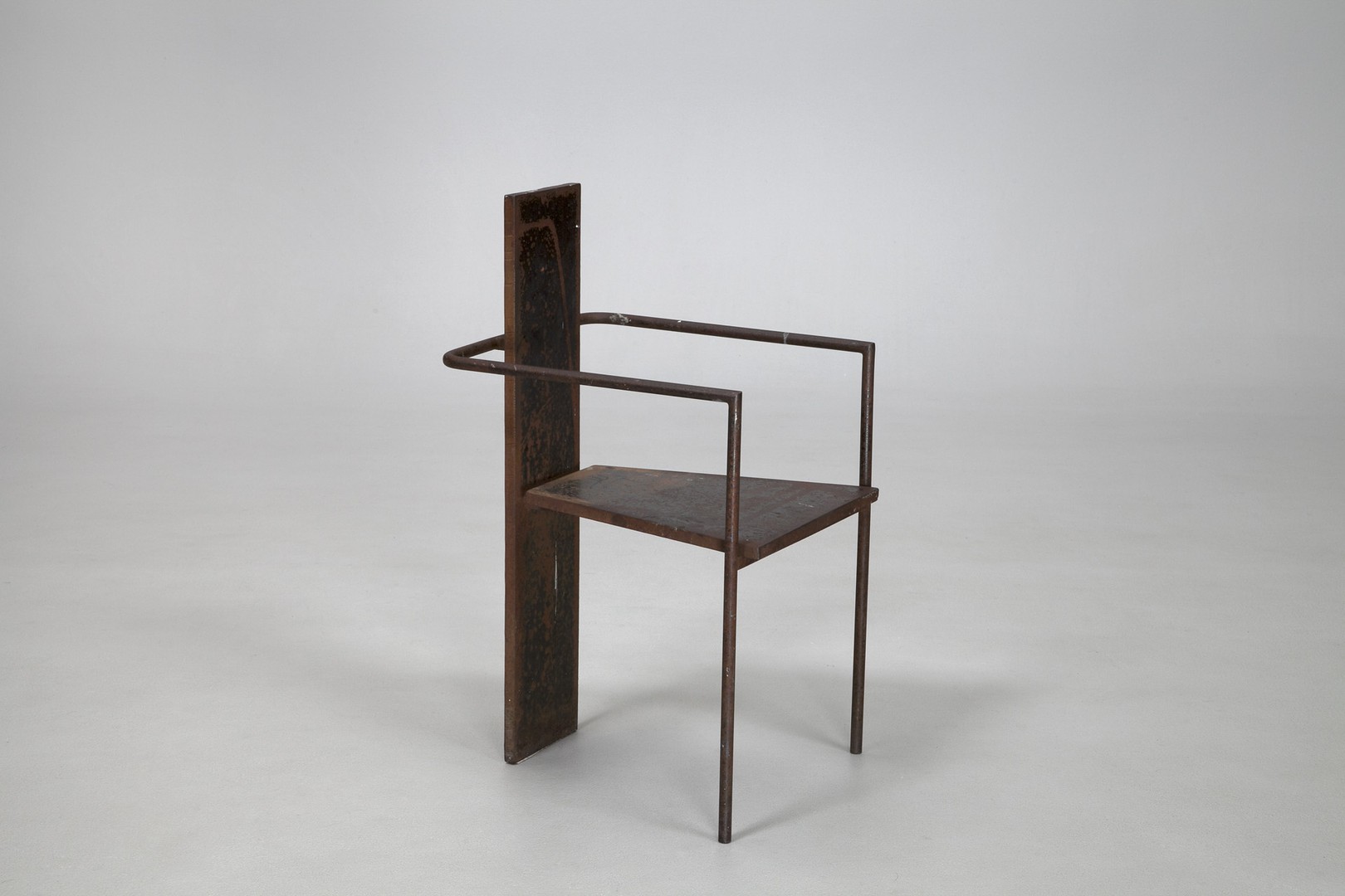'Iron Concrete' Chair