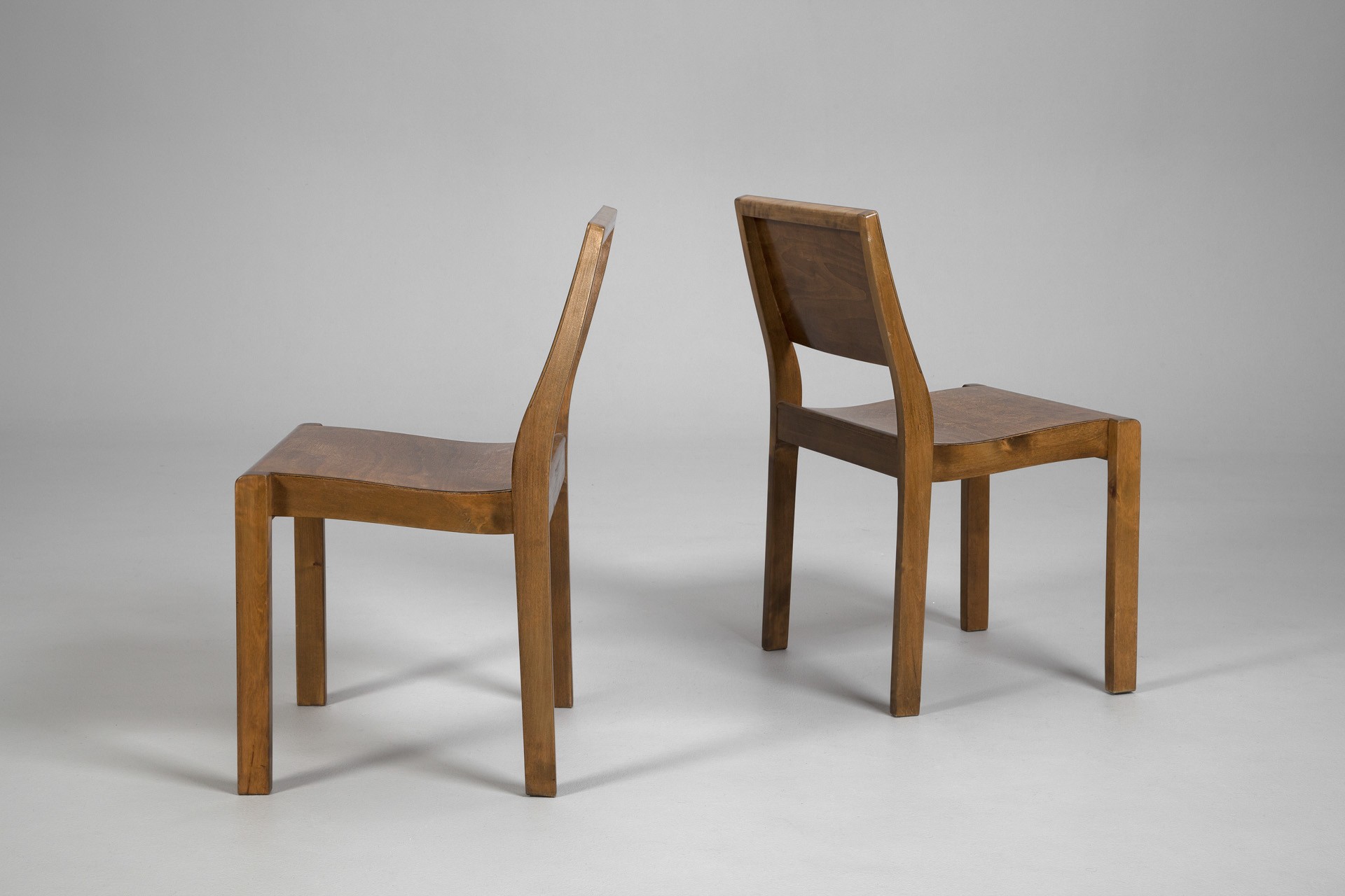 Alvar Aalto – Stackable Model 611 Chairs - Jackson Design