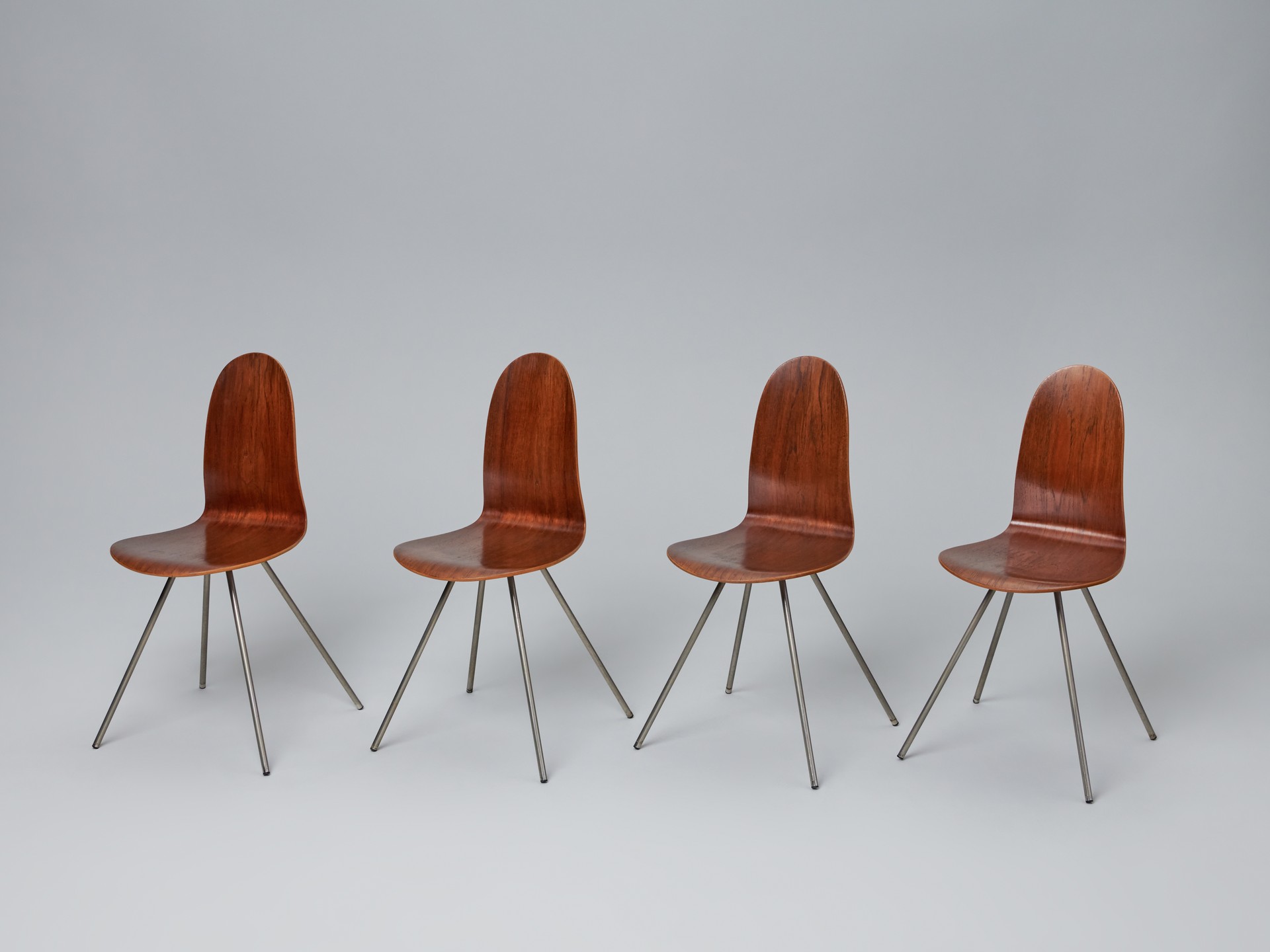 Arne Jacobsen - Jackson Design