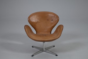 'Swan' Chair