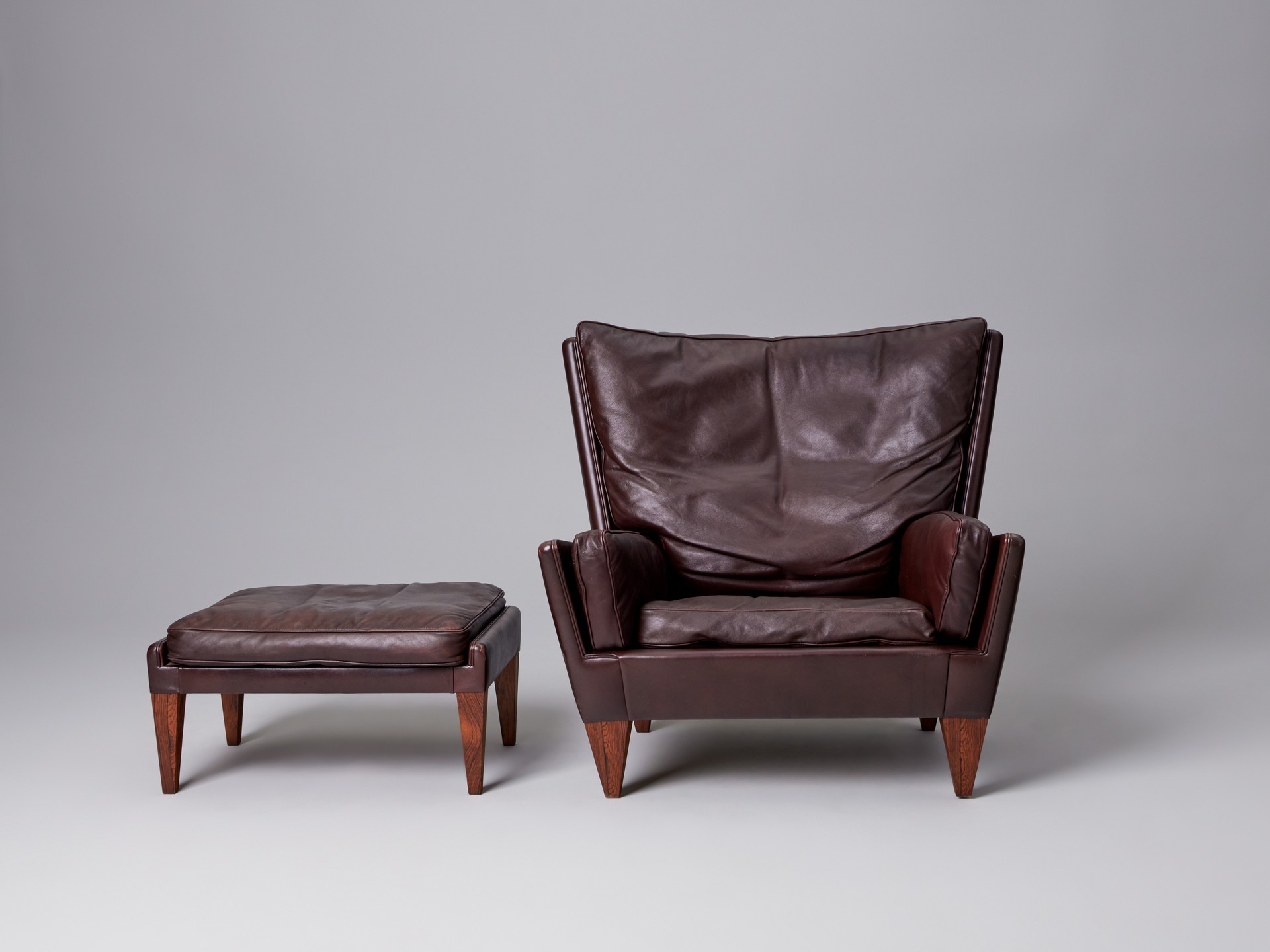 Illum Wikkelsø – Lounge Chair and Ottoman - Jackson Design