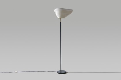 GA 67：Alvar Aalto 106: ALVAR AALTO, Bilberry pendant light, model A338