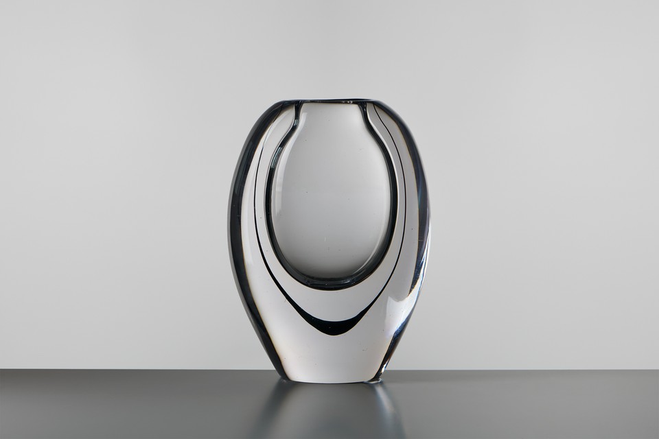 Vicke Lindstrand – Group of Vicke Lindstrand Vases - Jackson Design