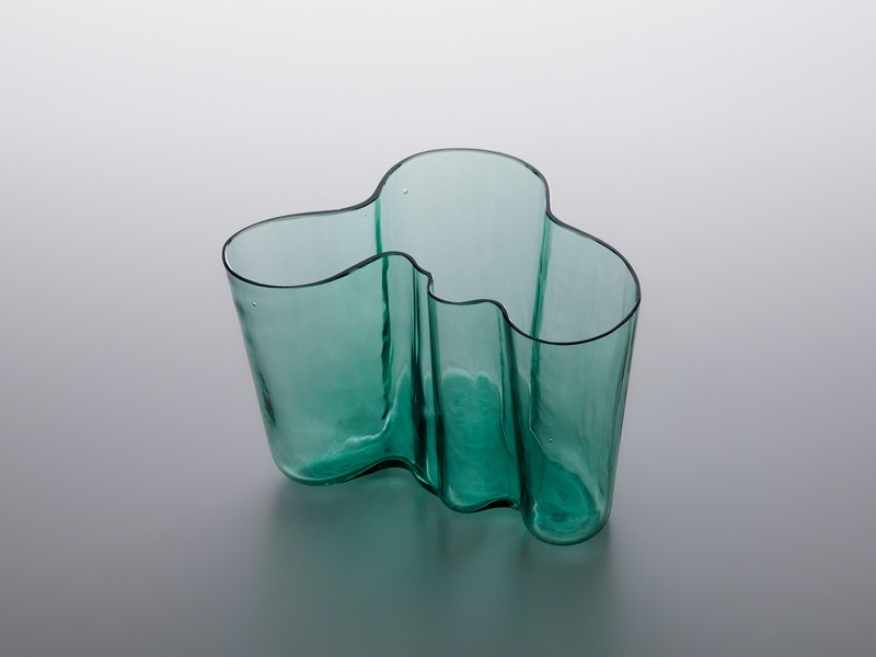 レア/廃盤シリーズ　 Alvar Aalto Collection 218: ALVAR AALTO, Tank settee < Essential Design, 30 July 2024