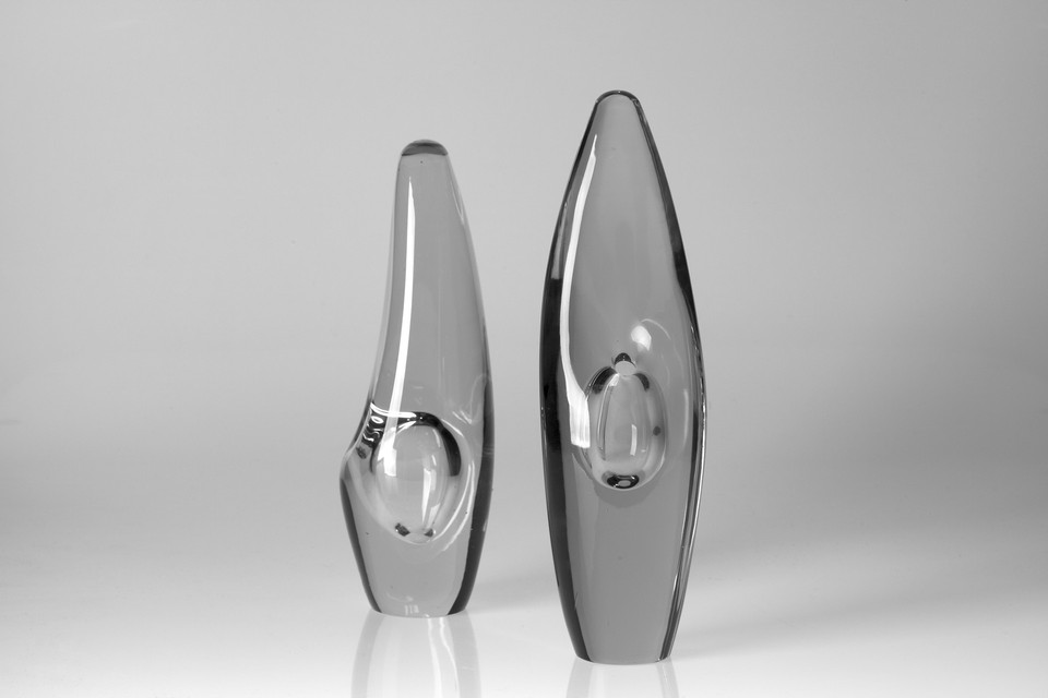工芸品  timo sarpaneva 2002 Glass “Orkidea” vase by Timo Sarpaneva for Iittala.<br/><br