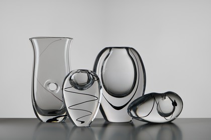 Vicke Lindstrand – Group of Vicke Lindstrand Vases - Jackson Design