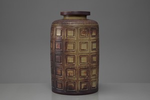 Large Urn and Lid
