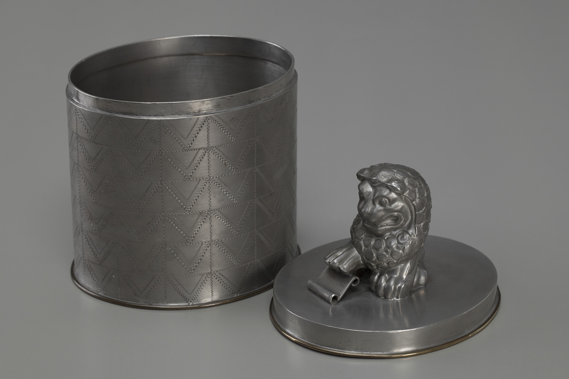 Jacksons - Pewter Jar With Lid - Anna Petrus