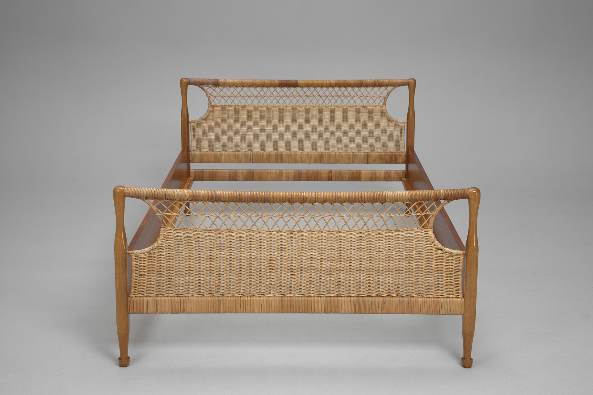 Jacksons Bed Josef Frank