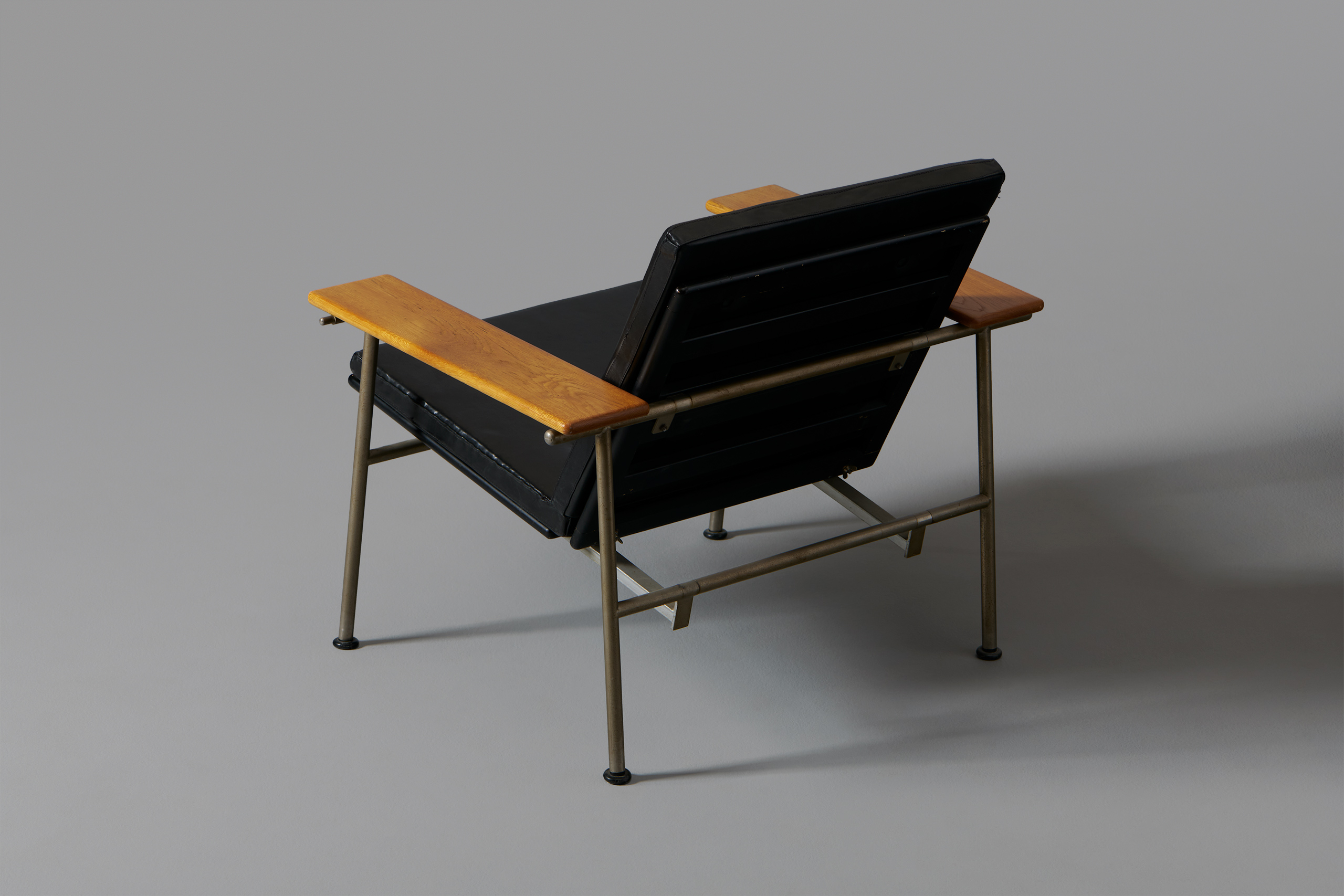 Yrjö Kukkapuro – Pair of 'Triennale' Chairs - Jackson Design