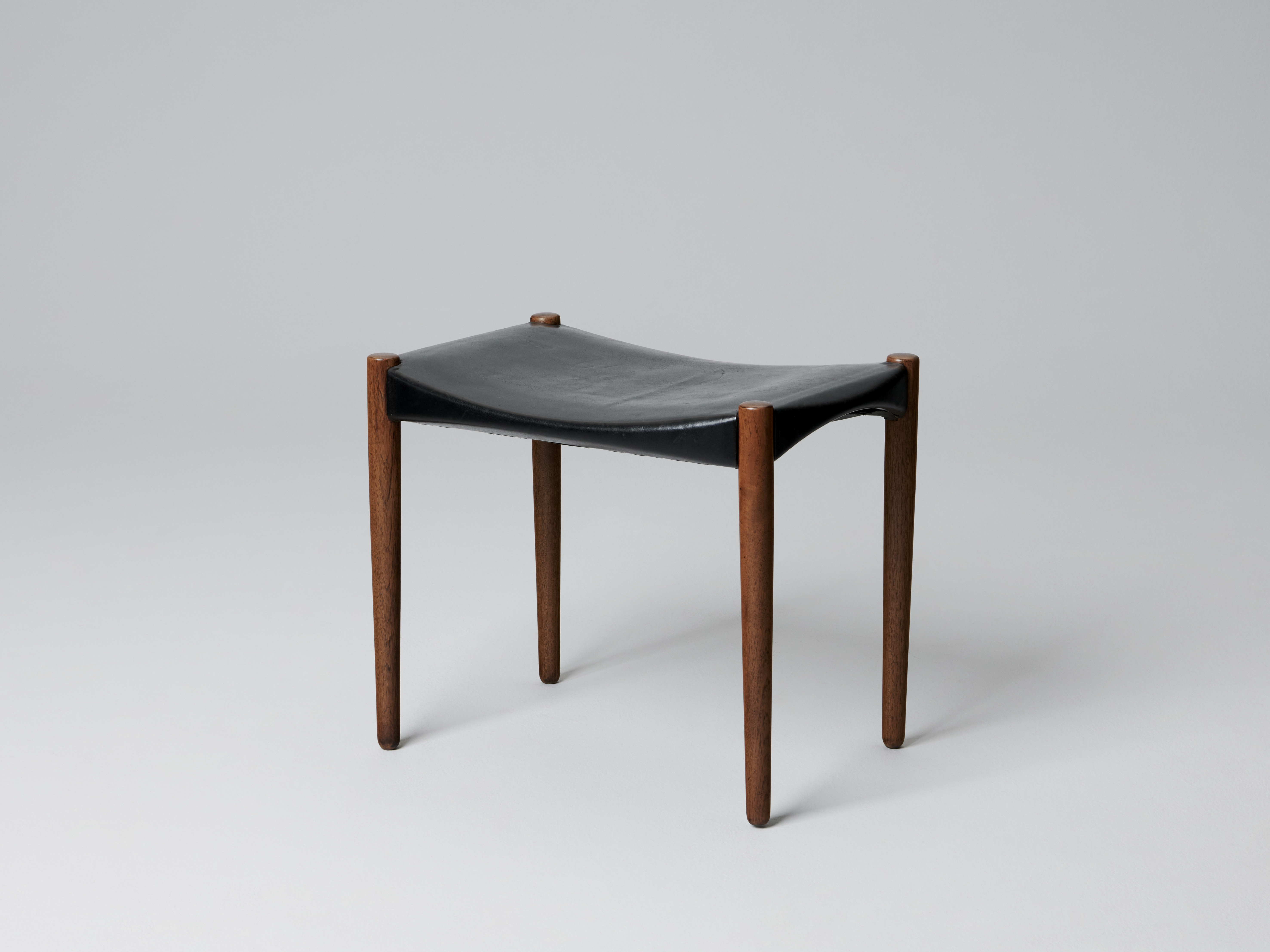 Ejner Larsen, Aksel Bender Madsen – Stool - Jackson Design
