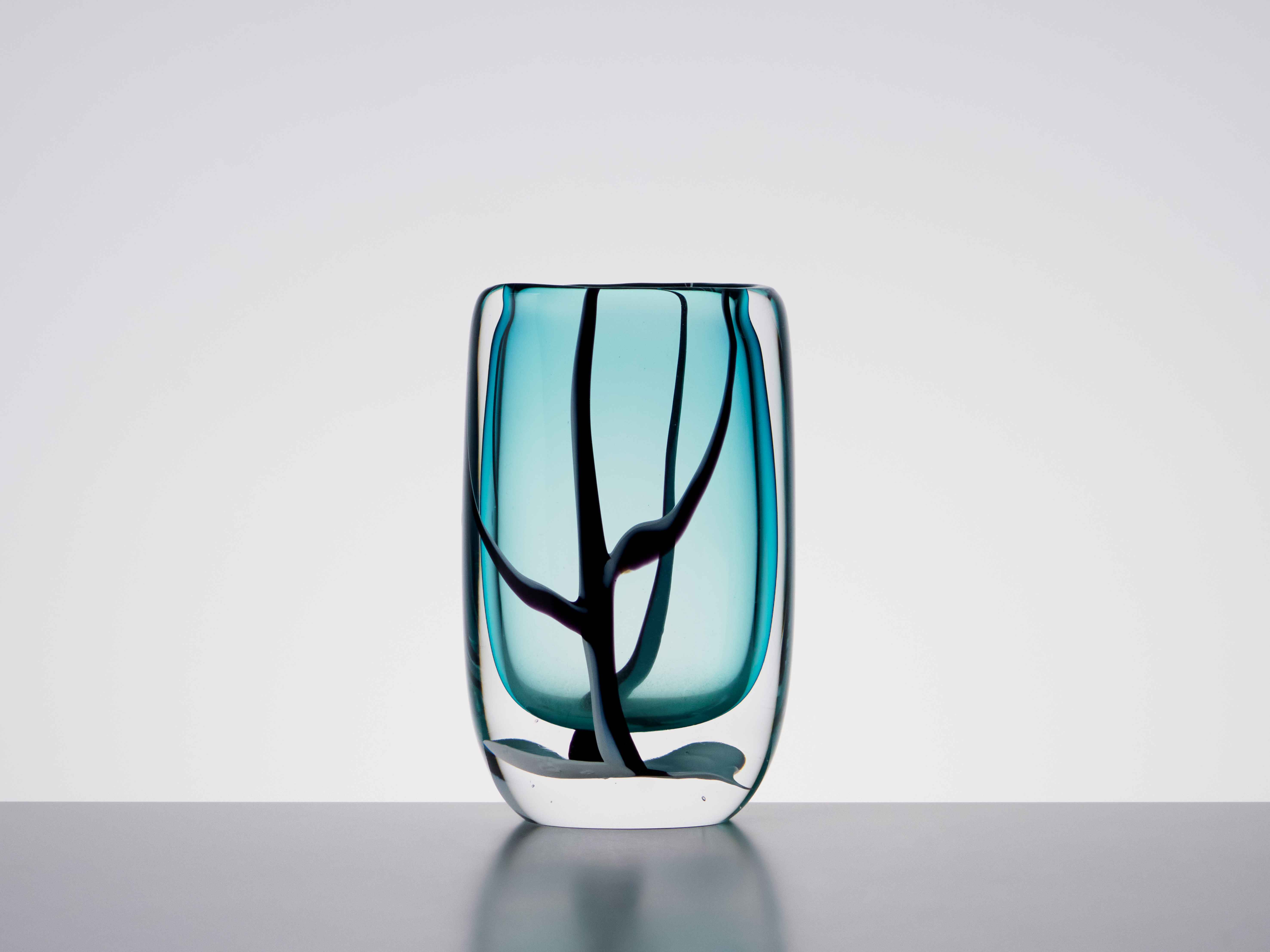 Vicke Lindstrand – 'Winter' Vase - Jackson Design