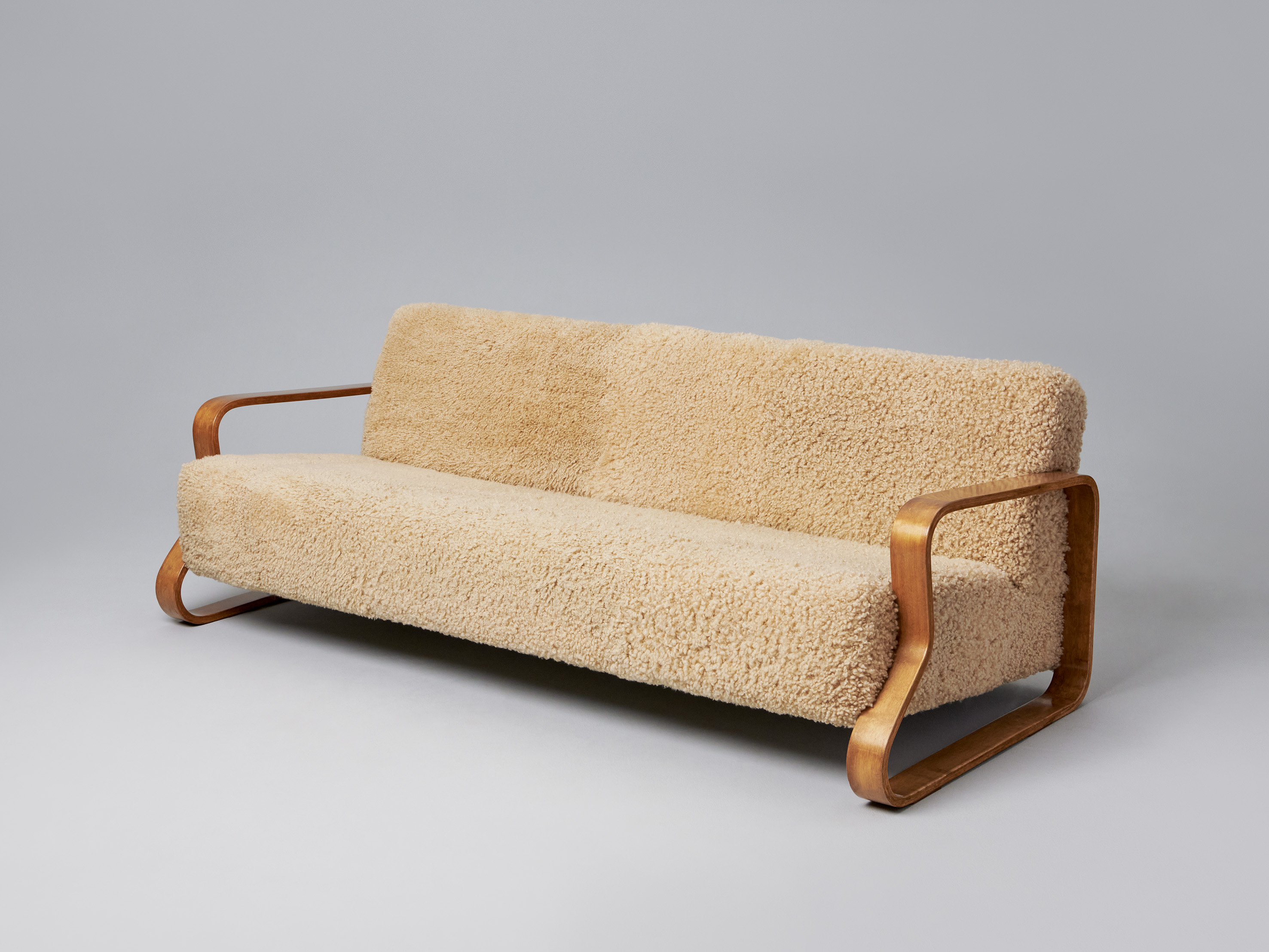 レア/廃盤シリーズ　 Alvar Aalto Collection Alvar Aalto – Sofa - Jackson Design